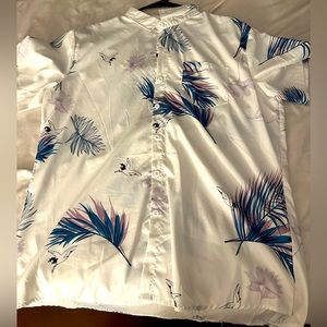 Men’s casuals button down.